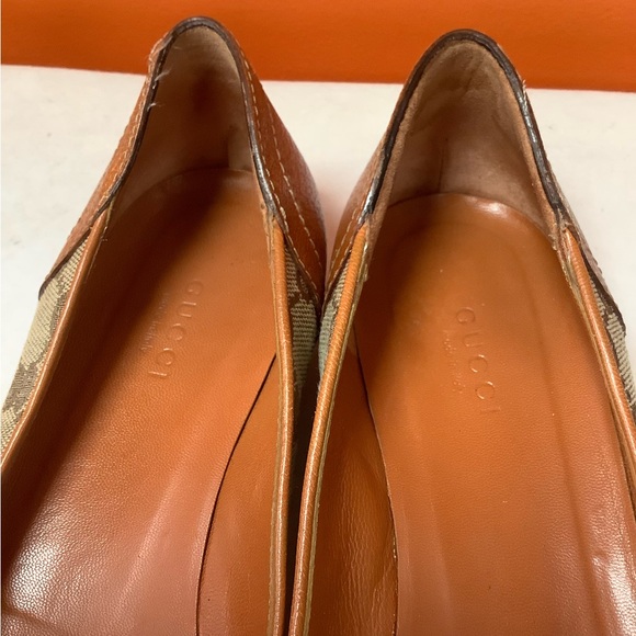 Gucci Flats - Picture 5 of 11